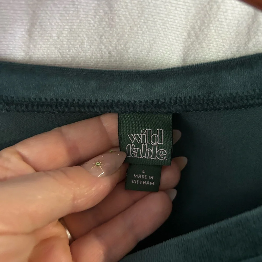 Wild Fable Teal Cropped Velour Sweater Crew Womens L - Picture 3 of 4